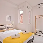 Bmyguest - Bica River View Апартаменты Лиссабон