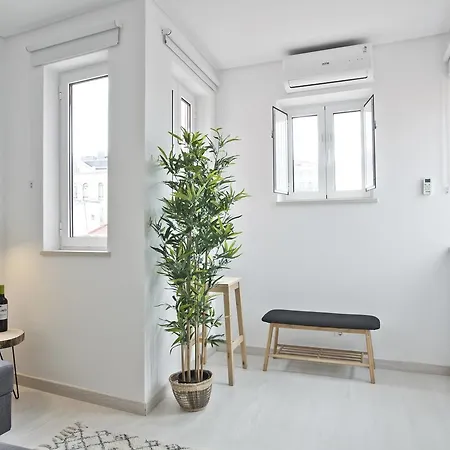 Bmyguest - Bica River View *