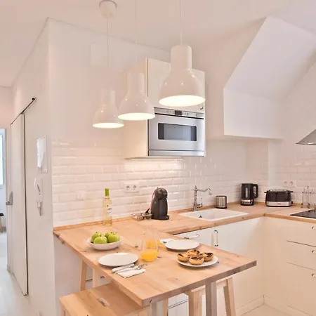 Bmyguest - Bica River View *