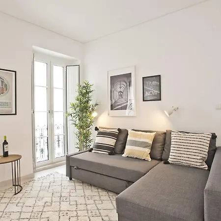 Bmyguest - Bica River View Apartment